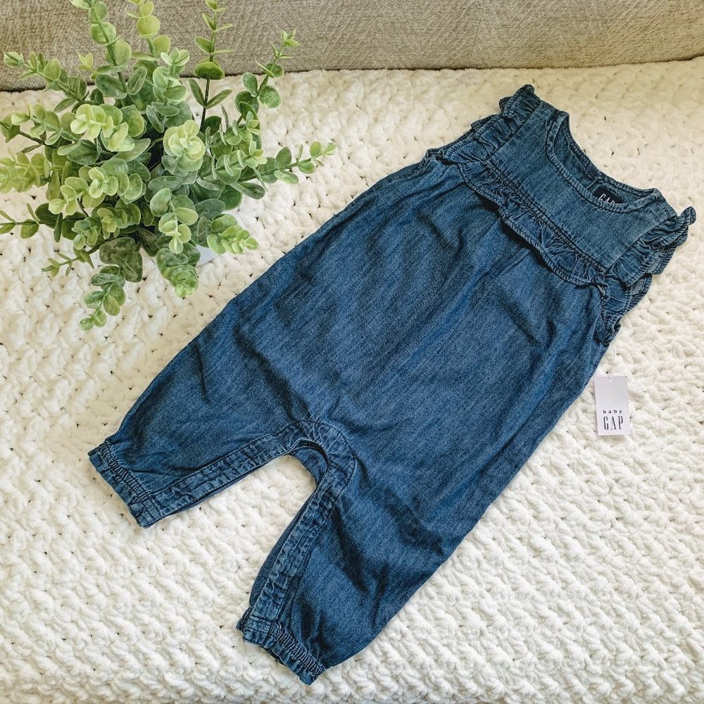 NWT Girls GAP Denim Romper Jumpsuit (Blue) 3-6M